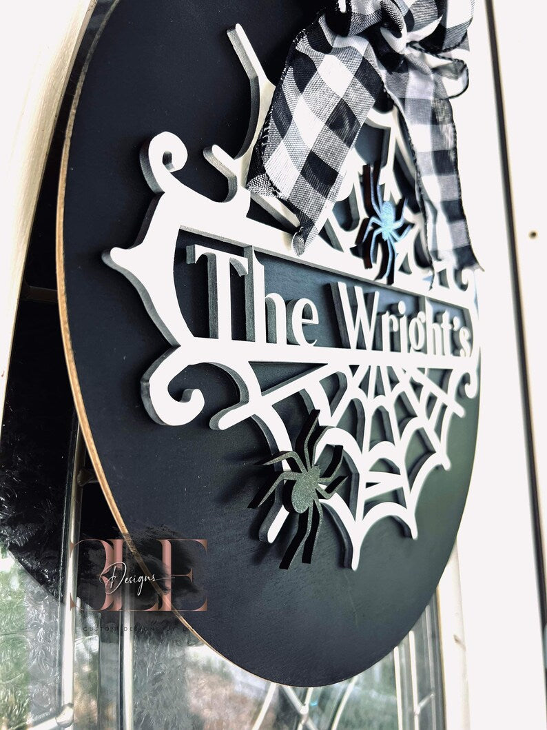 Personalized Last Name Spider Web Halloween Door Hanger, Halloween Door Sign, Custom Halloween Door Hanger, Custom Halloween Wreath
