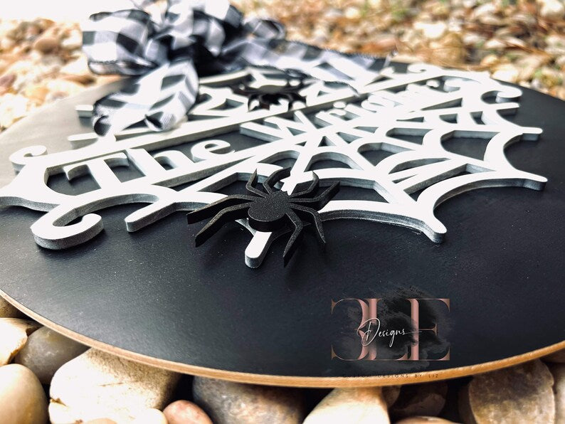 Personalized Last Name Spider Web Halloween Door Hanger, Halloween Door Sign, Custom Halloween Door Hanger, Custom Halloween Wreath