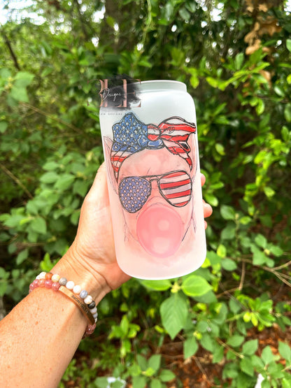 Patriotic Pig Cute Glass Cup, Pig lover Glass Tumbler, Crazy Pig Lady Cup, Funny Patriotic Glass Cup, Cute 4th Of July Party Cup