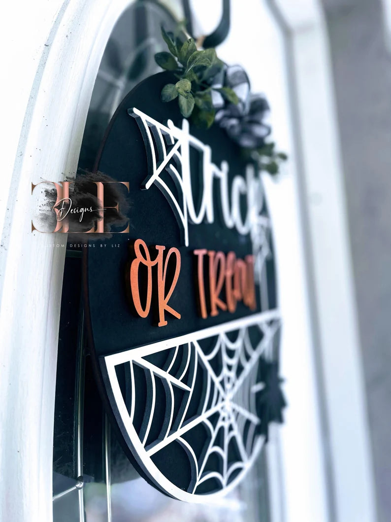 Trick or Treat Door Hanger, Halloween Door Sign, Spooky Door Hanger, Halloween Decor, Door Decorations, Halloween Wreath, Spooky Door Decor